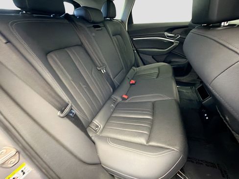 Used 2019 Audi e-tron Premium Plus AWD/4WD image 14