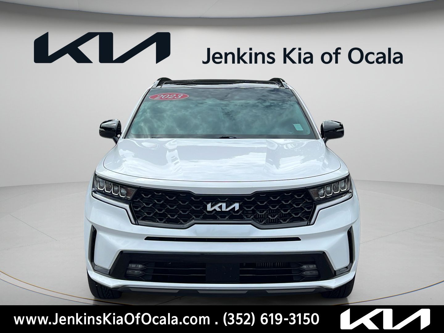 Used 2023 Kia Sorento EX w/ Panoramic Sunroof Package FWD image 8