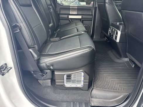 Used 2019 Ford F350 Lariat w/ Lariat Ultimate Package AWD/4WD image 16