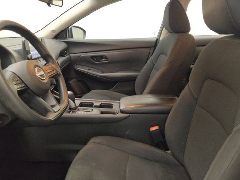 Used 2024 Nissan Sentra S FWD image 17