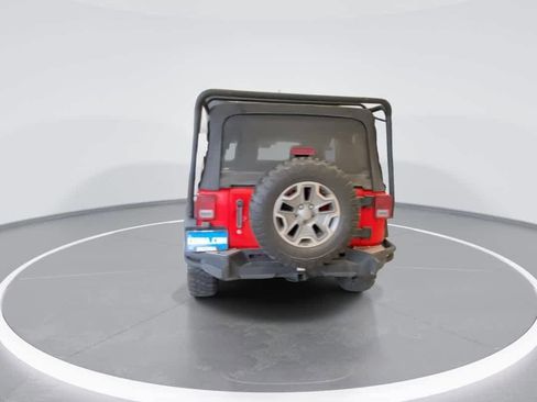 Used 2015 Jeep Wrangler Unlimited Rubicon w/ Max Tow Package AWD/4WD image 7