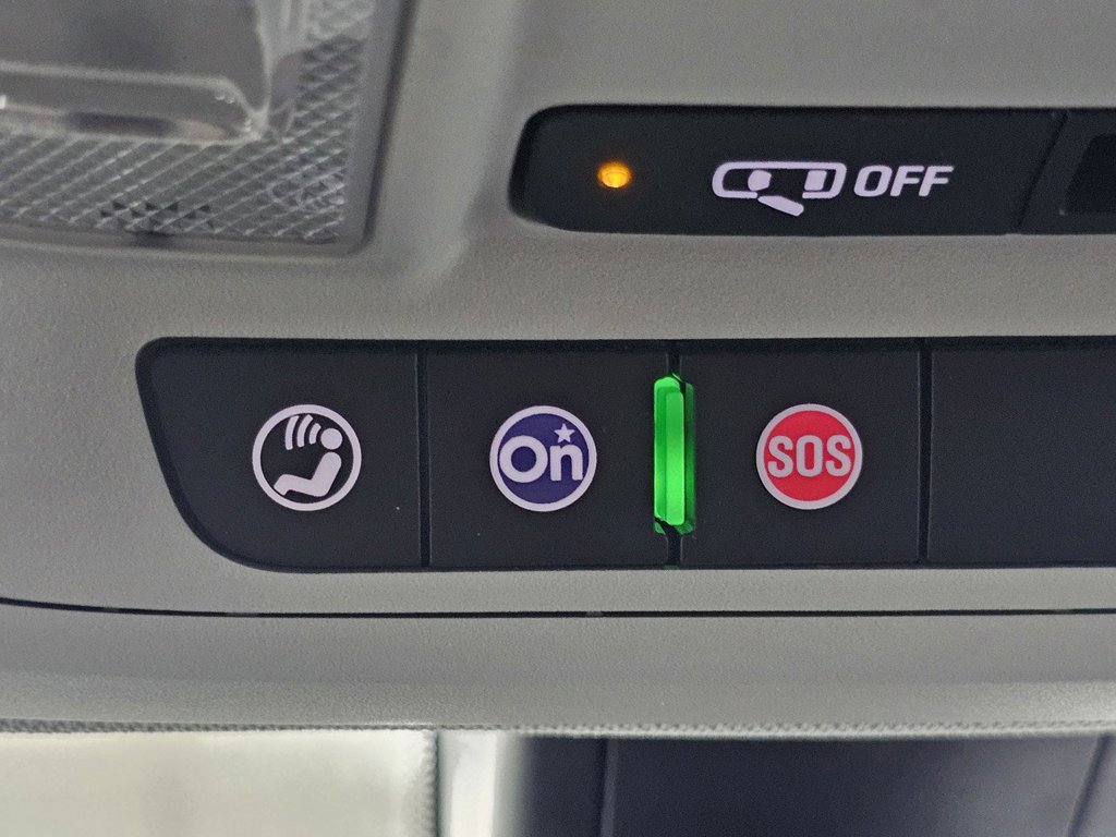 Used 2020 Chevrolet Blazer LT FWD image 24