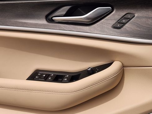 New 2026 Jeep Grand Cherokee Limited RWD image 19