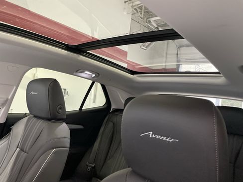 New 2026 Buick Envision Avenir image 16