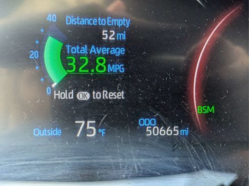 Used 2024 Toyota RAV4 XLE FWD image 25