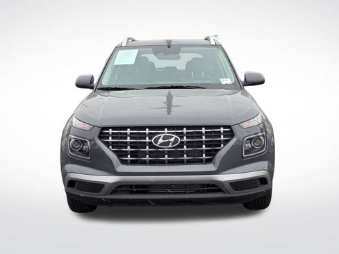 Used 2026 Hyundai Venue SEL FWD image 8