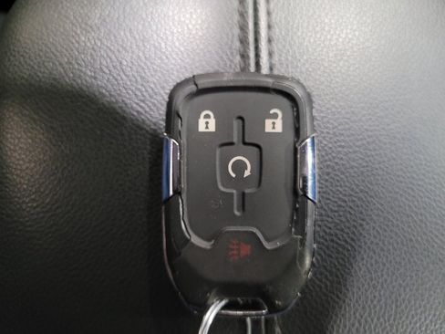 Used 2023 GMC Terrain SLE w/ Driver Convenience Package FWD image 32