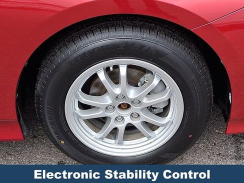 Used 2017 Toyota Prius Two image 10