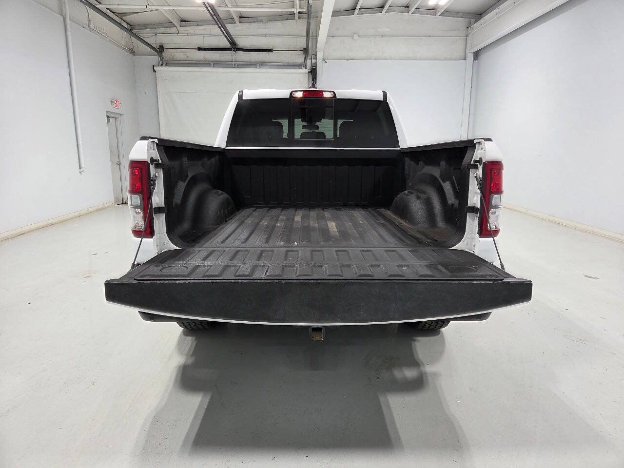 Used 2024 RAM 1500 Tradesman w/ Trailer Tow Group AWD/4WD image 9