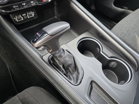 Used 2023 Dodge Durango SXT image 21