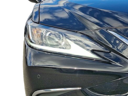 Certified 2024 Lexus ES 350 w/ Premium Package image 10