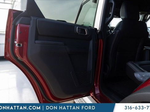 New 2026 Ford Bronco Outer Banks w/ Sasquatch Package image 19