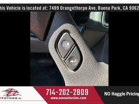 Used 2004 Chevrolet Suburban LT w/ Preferred Equipment Group image 37