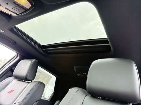 New 2026 Dodge Durango GT image 16