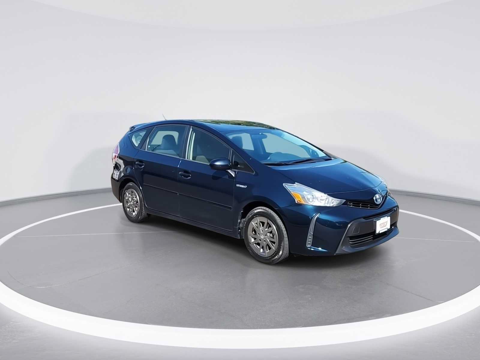 Certified 2017 Toyota Prius V Two FWD image 2