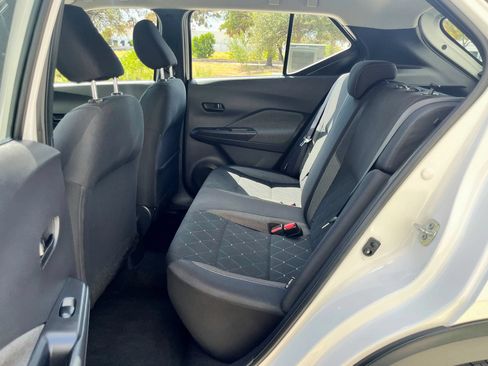 Used 2020 Nissan Kicks S FWD image 34