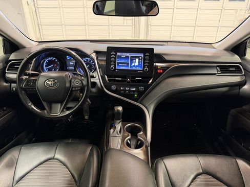 Used 2021 Toyota Camry SE image 22