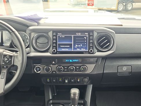 Certified 2022 Toyota Tacoma TRD Sport image 21
