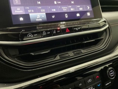 Used 2024 Jeep Compass Trailhawk image 26