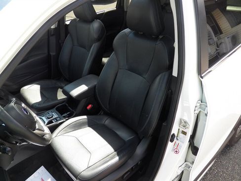 Used 2019 Subaru Forester Touring w/ Popular Package #3 AWD/4WD image 8
