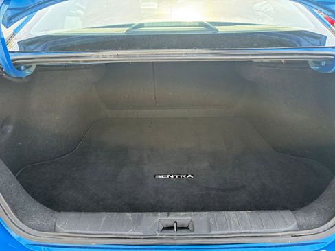 Used 2025 Nissan Sentra SV image 29