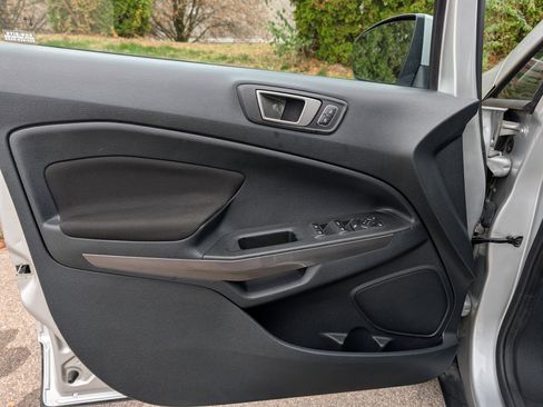 Certified 2021 Ford EcoSport SE w/ SE Convenience Package image 27