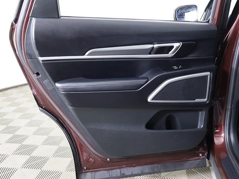 Used 2022 Kia Telluride LX image 25