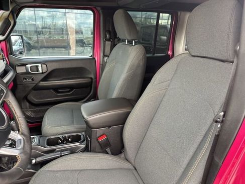 Used 2024 Jeep Wrangler Sahara w/ Technology Group image 21