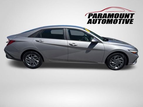 Used 2024 Hyundai Elantra SEL FWD image 5