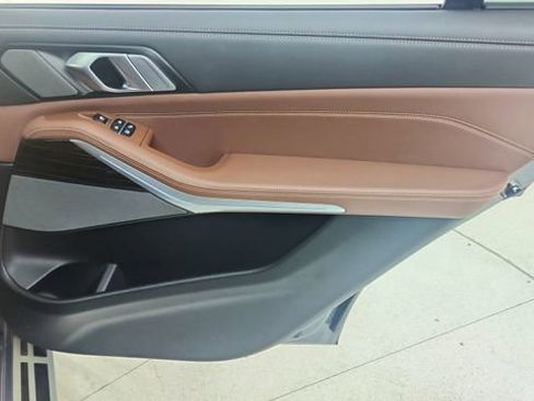 Used 2026 BMW X7 xDrive40i image 29