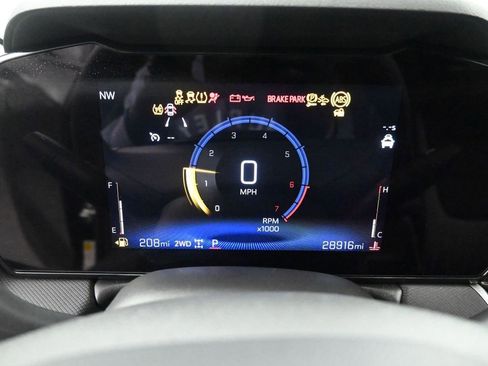 Used 2025 Chevrolet TrailBlazer LT w/ Driver Confidence Package image 36