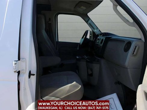 Used 2013 Ford E-350 and Econoline 350 Super Duty image 9