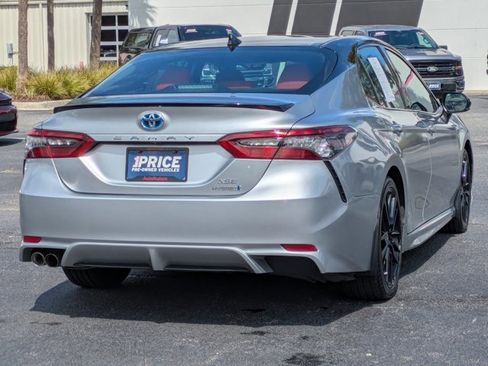 Used 2021 Toyota Camry XSE w/ Navigation Upgrade Package FWD image 5