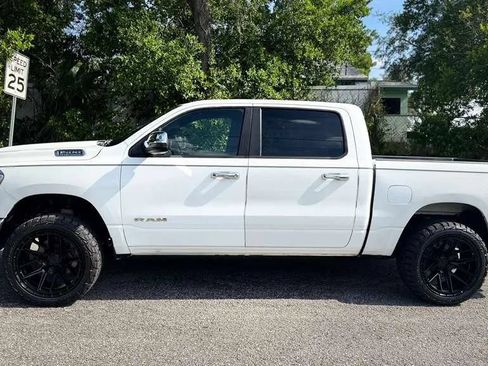 Used 2024 RAM 1500 Big Horn AWD/4WD image 16