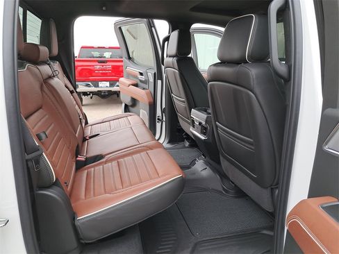 Used 2024 GMC Sierra 1500 Denali Ultimate image 11
