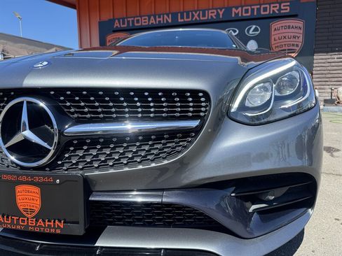 Used 2017 Mercedes-Benz SLC 300 image 6