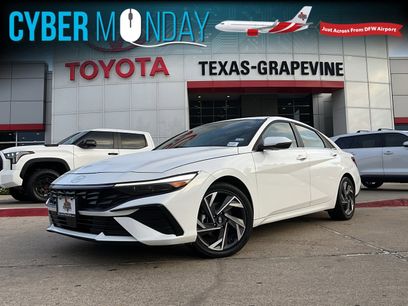 Used 2025 Hyundai Elantra Limited