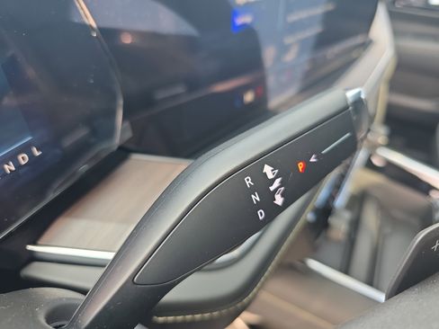 New 2026 Chevrolet Tahoe Premier image 8