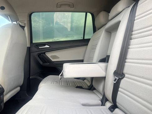 Used 2022 Volkswagen Tiguan S FWD image 35