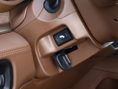 Used 2024 RAM 3500 Limited image 24