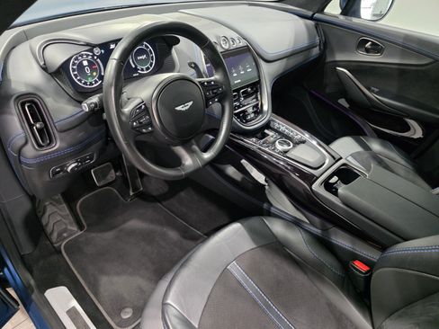 Used 2023 Aston Martin DBX AWD/4WD image 3