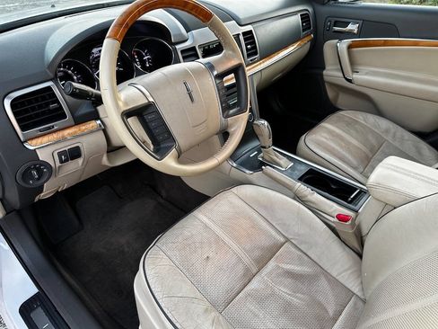 Used 2012 Lincoln MKZ image 9