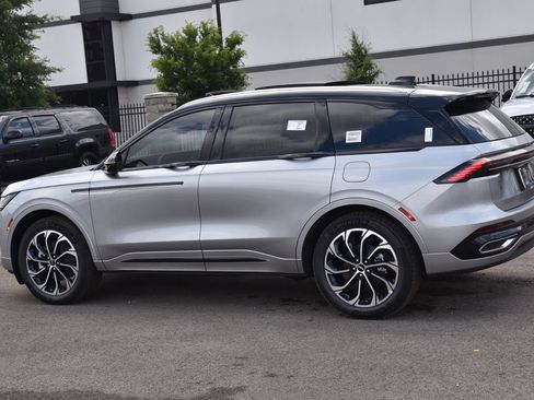 New 2026 Lincoln Nautilus Reserve AWD/4WD image 10