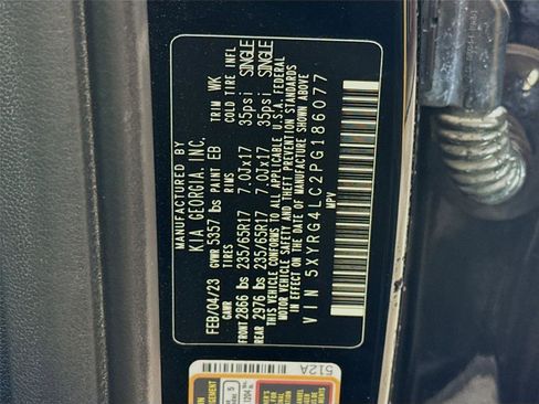 Used 2023 Kia Sorento LX image 13