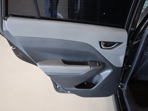 Used 2024 Subaru Crosstrek 2.5i Limited w/ Crosstrek Mirror Package AWD/4WD image 24