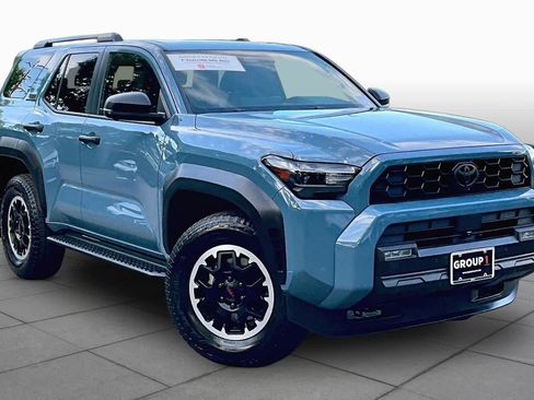 Used 2025 Toyota 4Runner TRD Off-Road Premium w/ Tow Technology Package AWD/4WD image 3