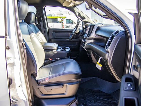 Used 2024 RAM 5500 Tradesman w/ Max Tow Package image 17