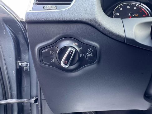 Used 2017 Audi Q5 2.0T Premium w/ Audi MMI Navigation Plus image 10