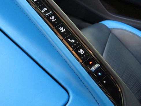 Used 2020 Chevrolet Corvette Stingray Premium Cpe w/ 3LT Preferred Equipment Group image 25