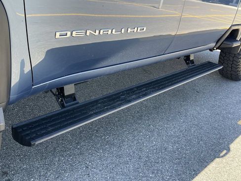 Used 2024 GMC Sierra 2500 Denali Ultimate AWD/4WD image 48